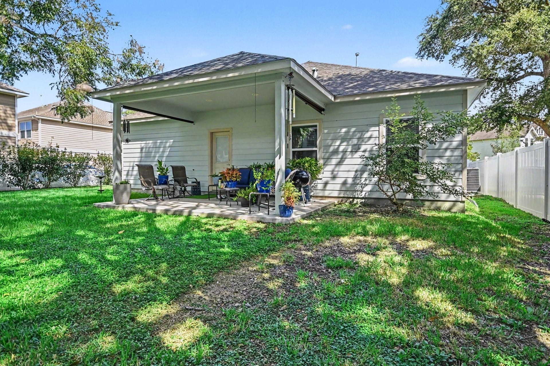 64 Borondo Pines, La Marque, TX 77568 64 Borondo Pines, La Marque, TX 77568