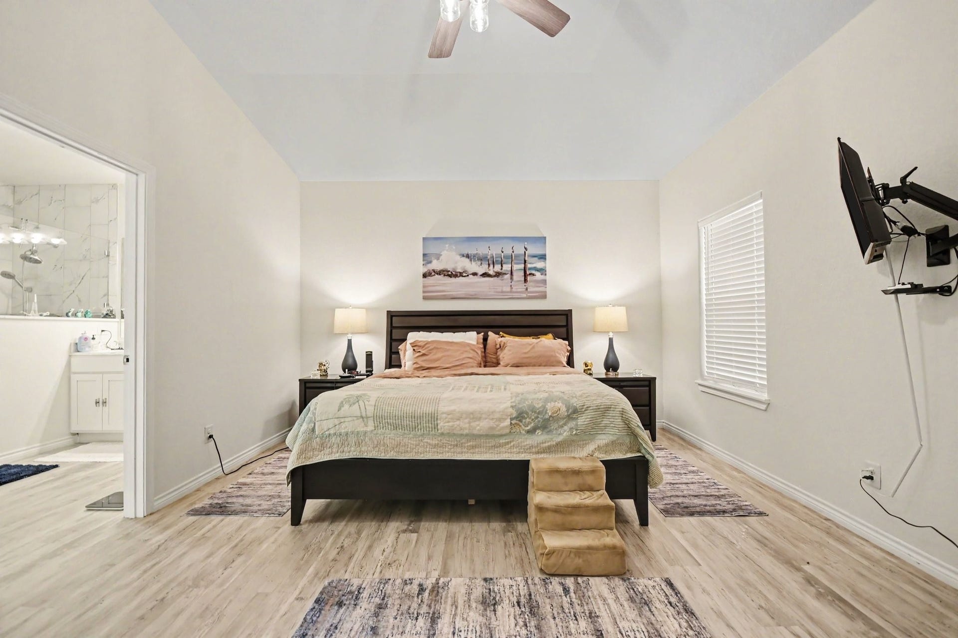 64 Borondo Pines, La Marque, TX 77568 64 Borondo Pines, La Marque, TX 77568