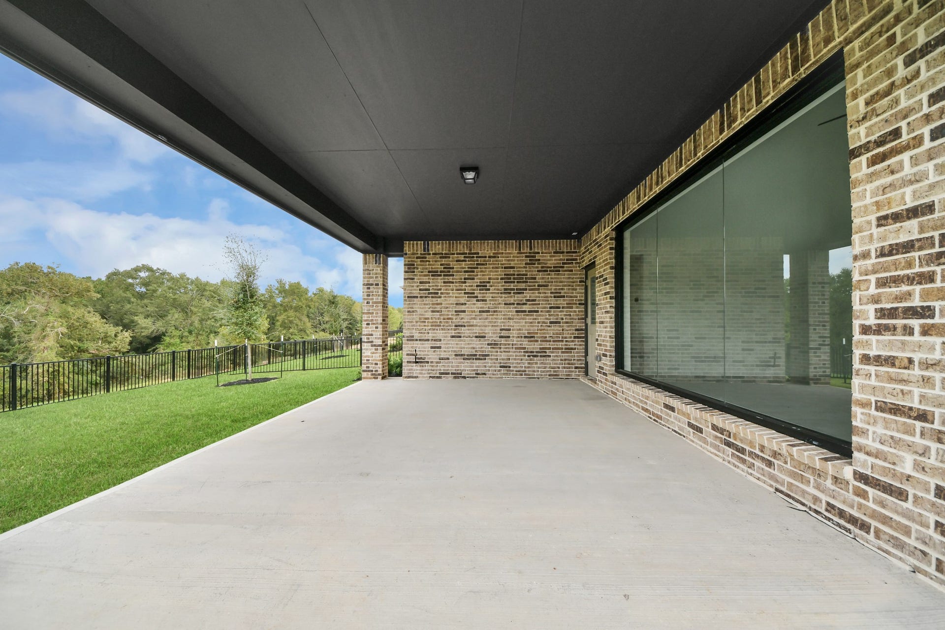 3061 Spoolwood Trail, Magnolia, TX 77355 3061 Spoolwood Trail, Magnolia, TX 77355