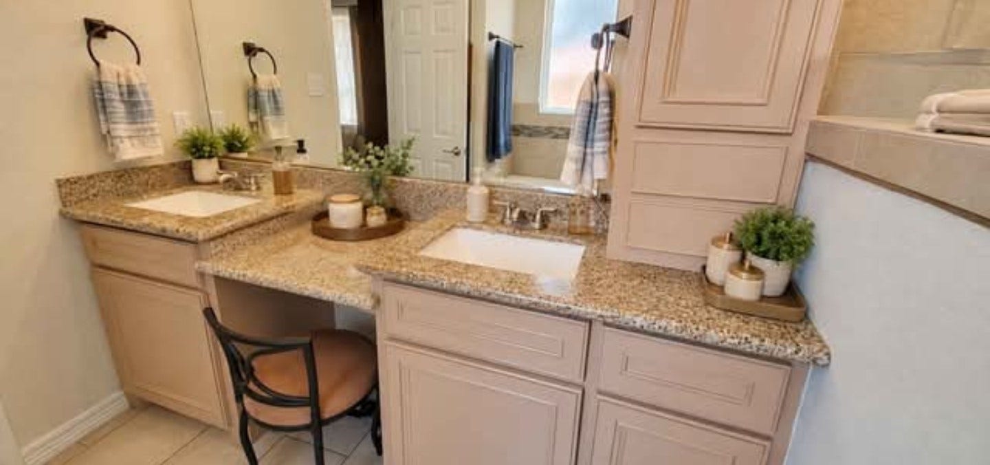 305 Hill Brook Lane, Conroe, TX 77385 305 Hill Brook Lane, Conroe, TX 77385