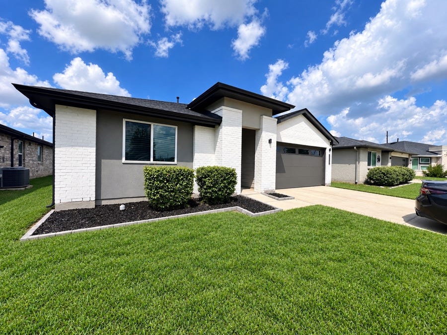Property photo for 28910 York Beach Lane, Fulshear, TX