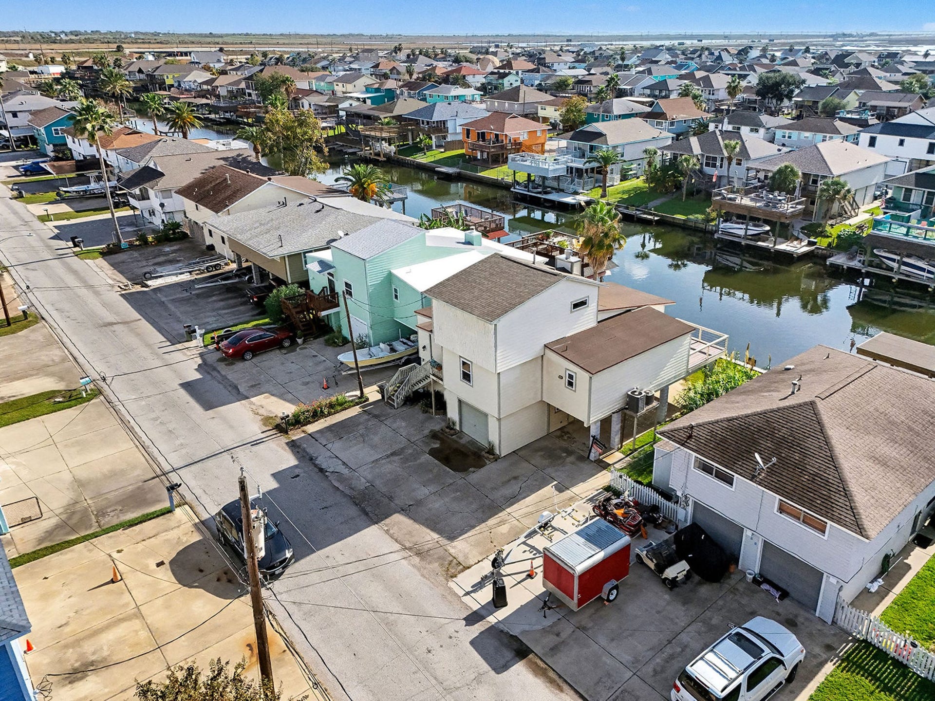 658 Warsaw Street, Bayou Vista, TX 77563 658 Warsaw St. Bayou Vista, TX 77563