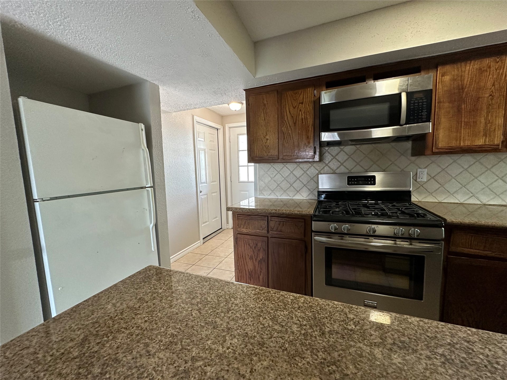 658 Warsaw Street, Bayou Vista, TX 77563 1st Floor Kitchen
