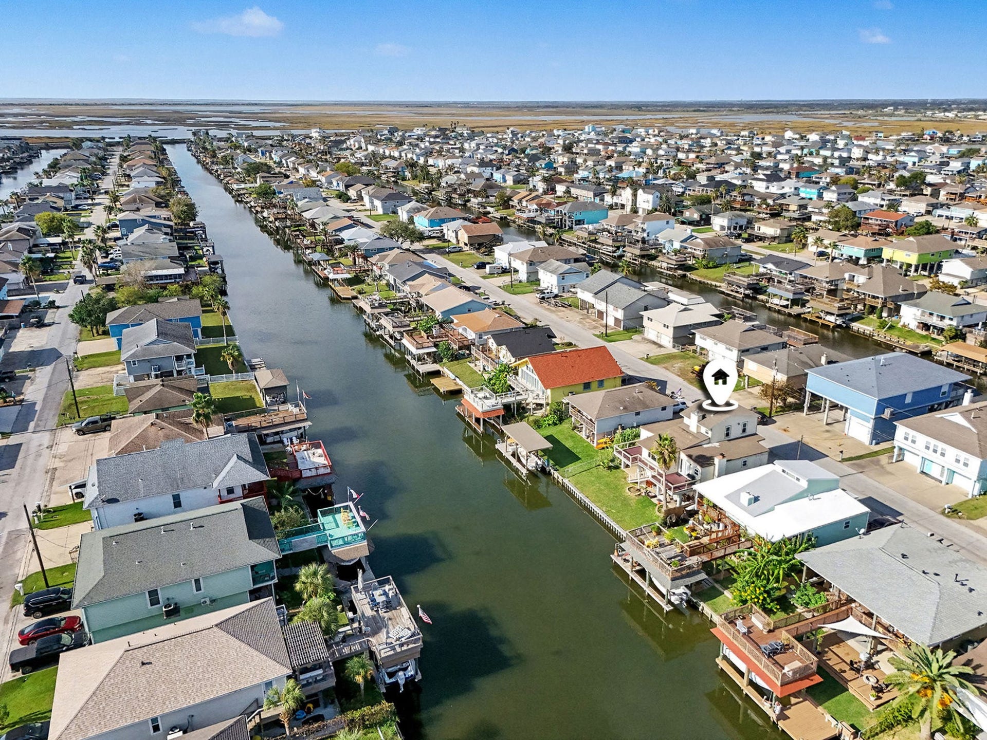 658 Warsaw Street, Bayou Vista, TX 77563 658 Warsaw on the canal with 5 beds 4.5 baths!