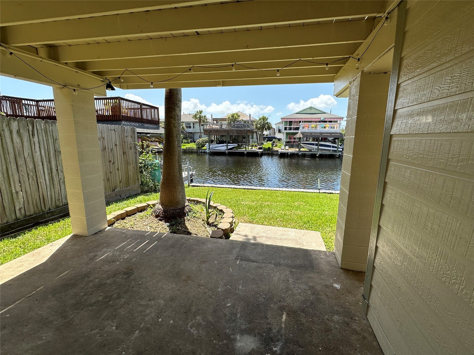 658 Warsaw Street, Bayou Vista, TX 77563 1st Floor Covered Porch