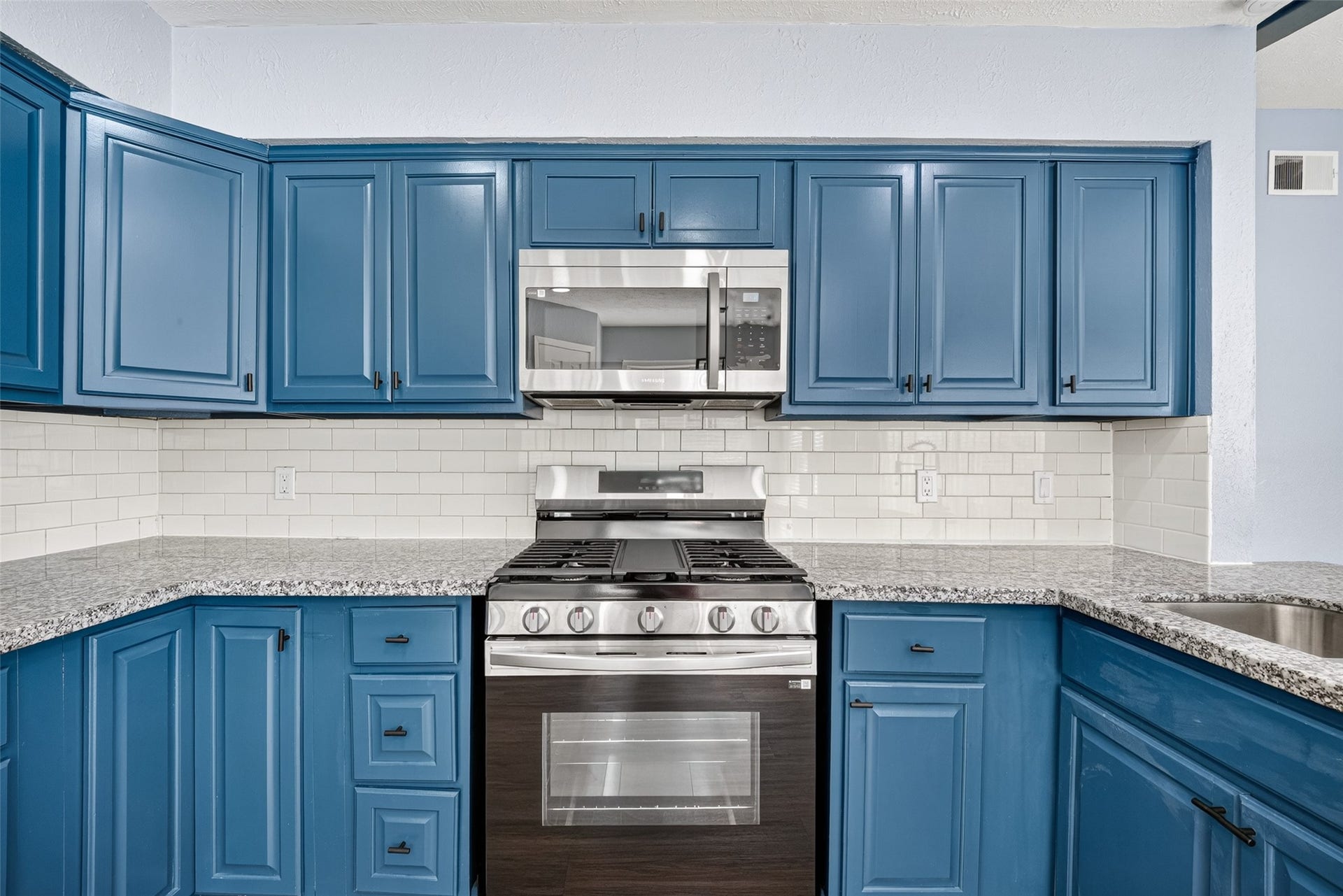 11803 Brook Meadows Lane, Meadows Place, TX 77477 11803 Brook Meadows Lane, Meadows Place, TX 77477