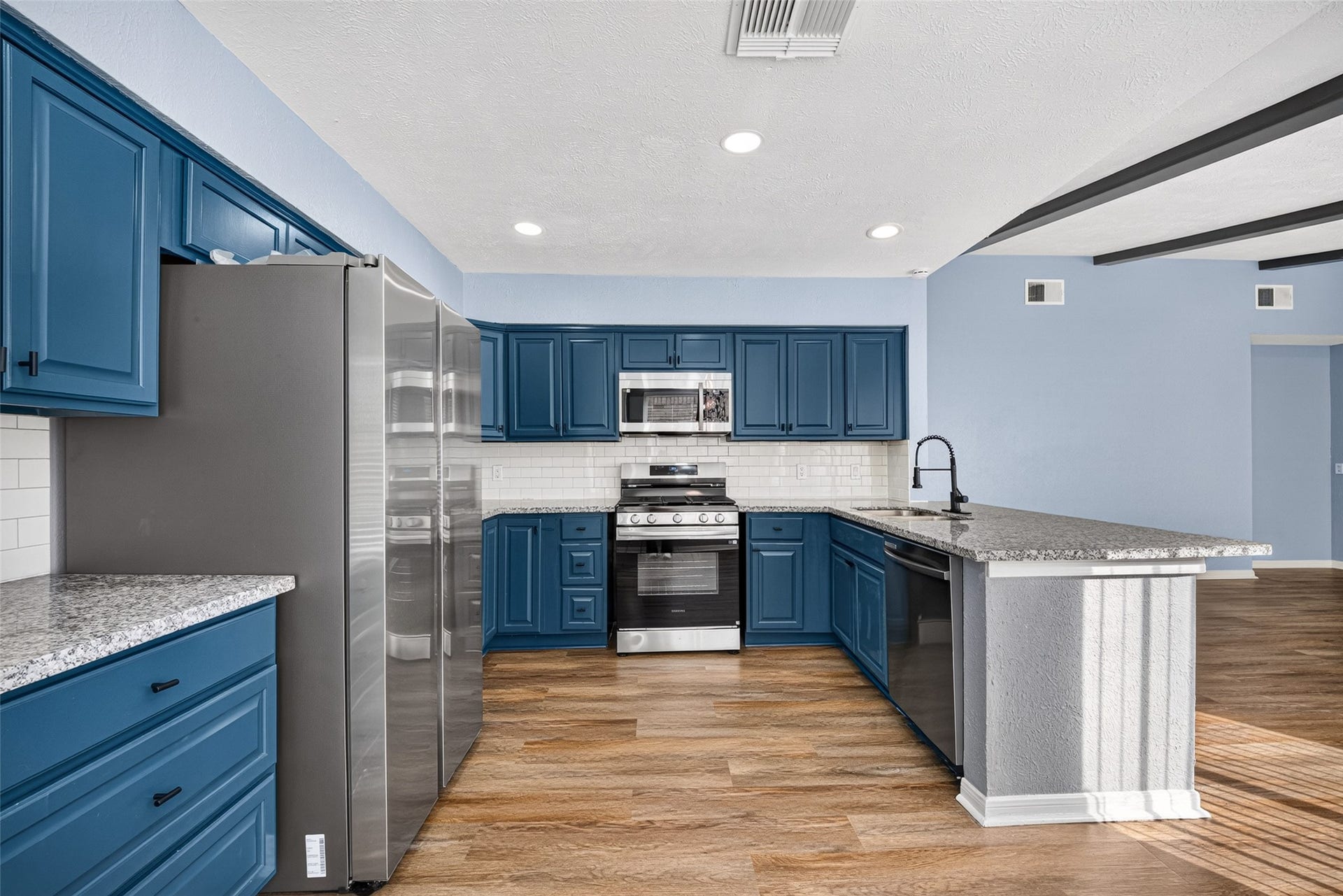 11803 Brook Meadows Lane, Meadows Place, TX 77477 11803 Brook Meadows Lane, Meadows Place, TX 77477