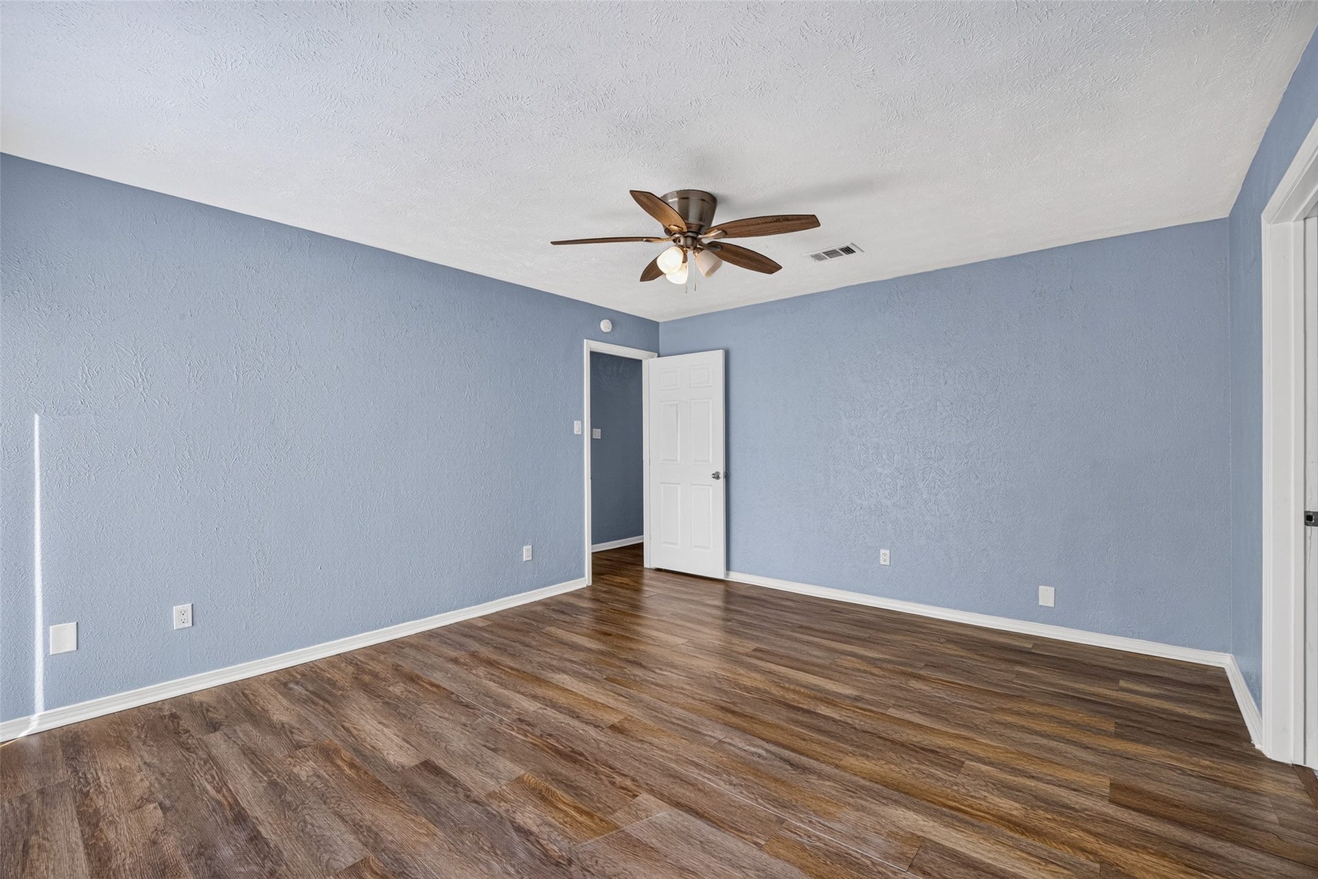 11803 Brook Meadows Lane, Meadows Place, TX 77477 11803 Brook Meadows Lane, Meadows Place, TX 77477