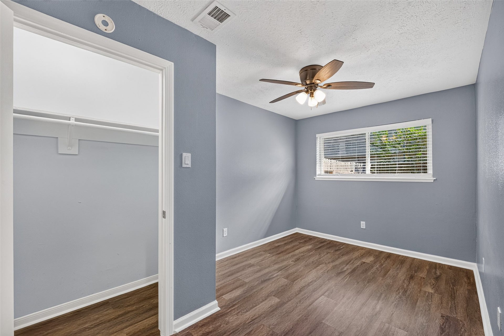 11803 Brook Meadows Lane, Meadows Place, TX 77477 11803 Brook Meadows Lane, Meadows Place, TX 77477