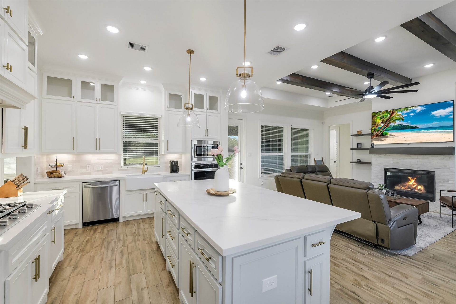 9726 Sweet Tea Lane, Needville, TX 77461 9726 Sweet Tea Lane, Needville, TX 77461