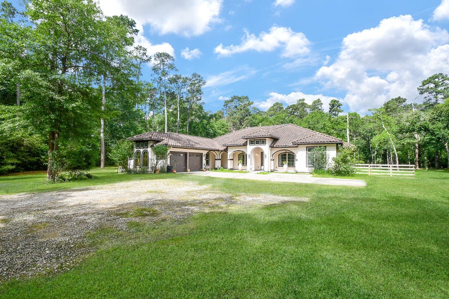 Property photo for 24387 Lenze Road, Spring, TX