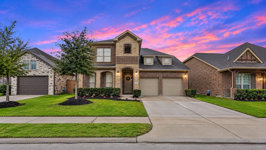 Property photo for 15431 Kirkdell Bend Drive, Humble, TX