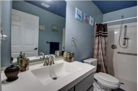 641 4th Street, Dickinson, TX 77539 641 4th Street, Dickinson, TX 77539