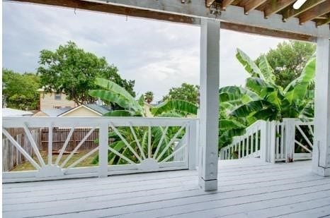 641 4th Street, Dickinson, TX 77539 641 4th Street, Dickinson, TX 77539