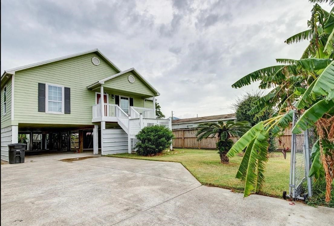 641 4th Street, Dickinson, TX 77539 641 4th Street, Dickinson, TX 77539