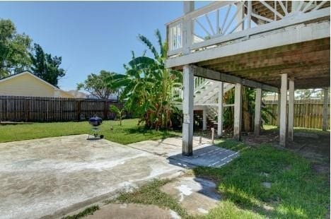 641 4th Street, Dickinson, TX 77539 641 4th Street, Dickinson, TX 77539