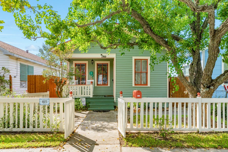 Property photo for 4123 Avenue Q, Galveston, TX