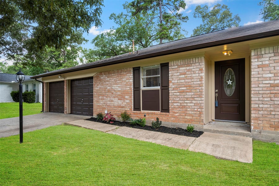 Property photo for 3622 Dawnwood Drive, Spring, TX
