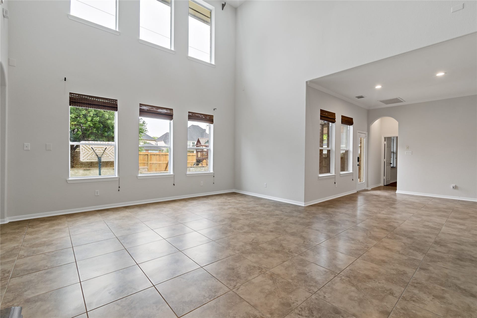 8835 Stowe Creek Lane, Missouri City, TX 77459 8835 Stowe Creek Lane, Missouri City, TX 77459