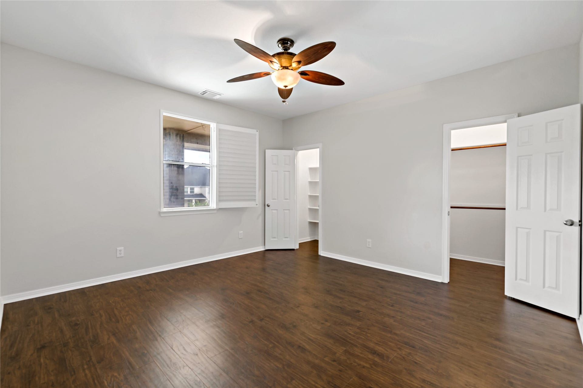 8835 Stowe Creek Lane, Missouri City, TX 77459 8835 Stowe Creek Lane, Missouri City, TX 77459