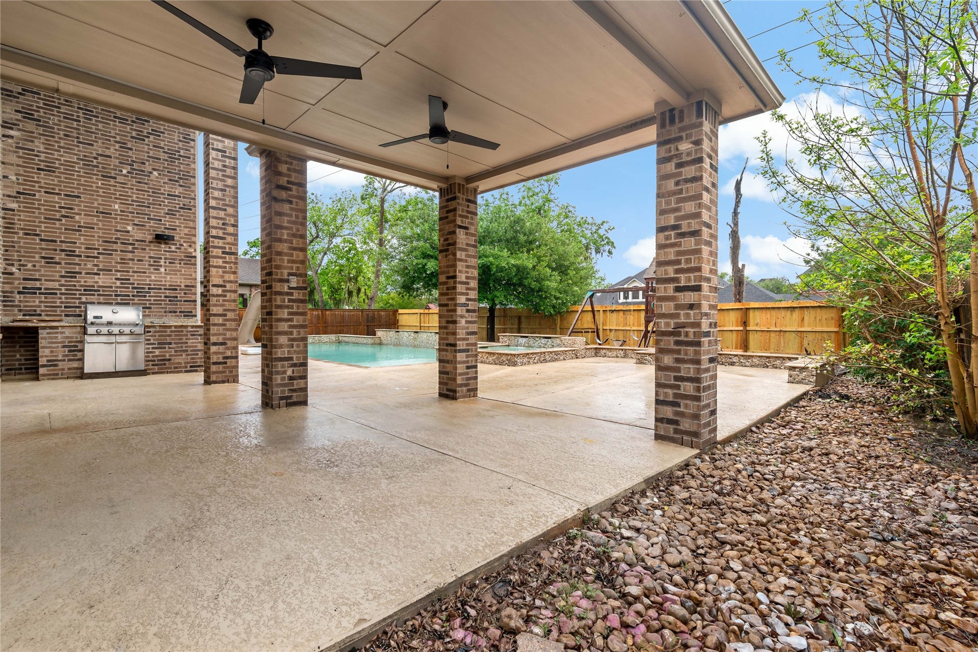 8835 Stowe Creek Lane, Missouri City, TX 77459 8835 Stowe Creek Lane, Missouri City, TX 77459