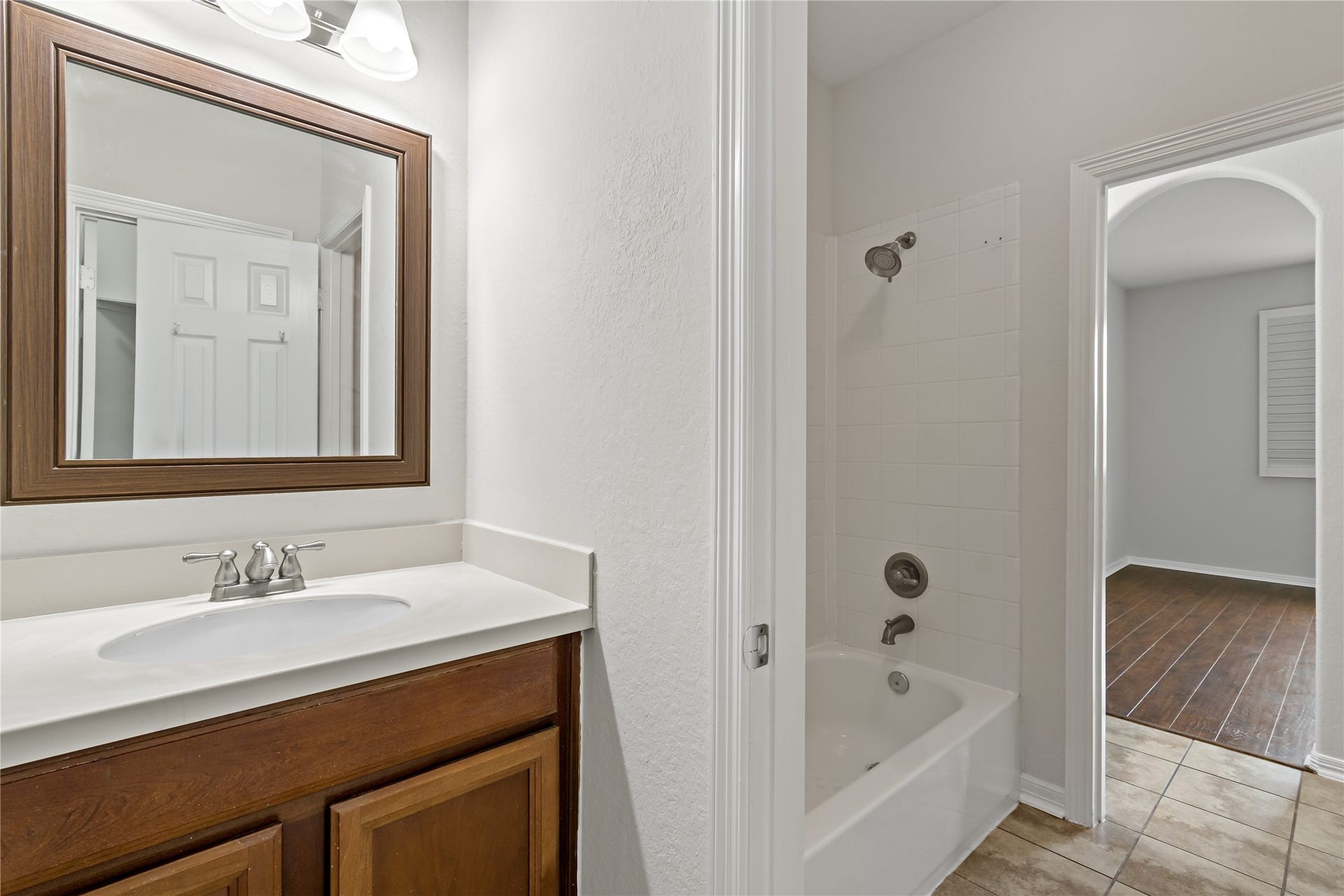 8835 Stowe Creek Lane, Missouri City, TX 77459 8835 Stowe Creek Lane, Missouri City, TX 77459