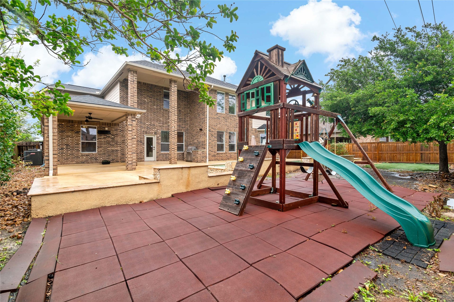 8835 Stowe Creek Lane, Missouri City, TX 77459 8835 Stowe Creek Lane, Missouri City, TX 77459