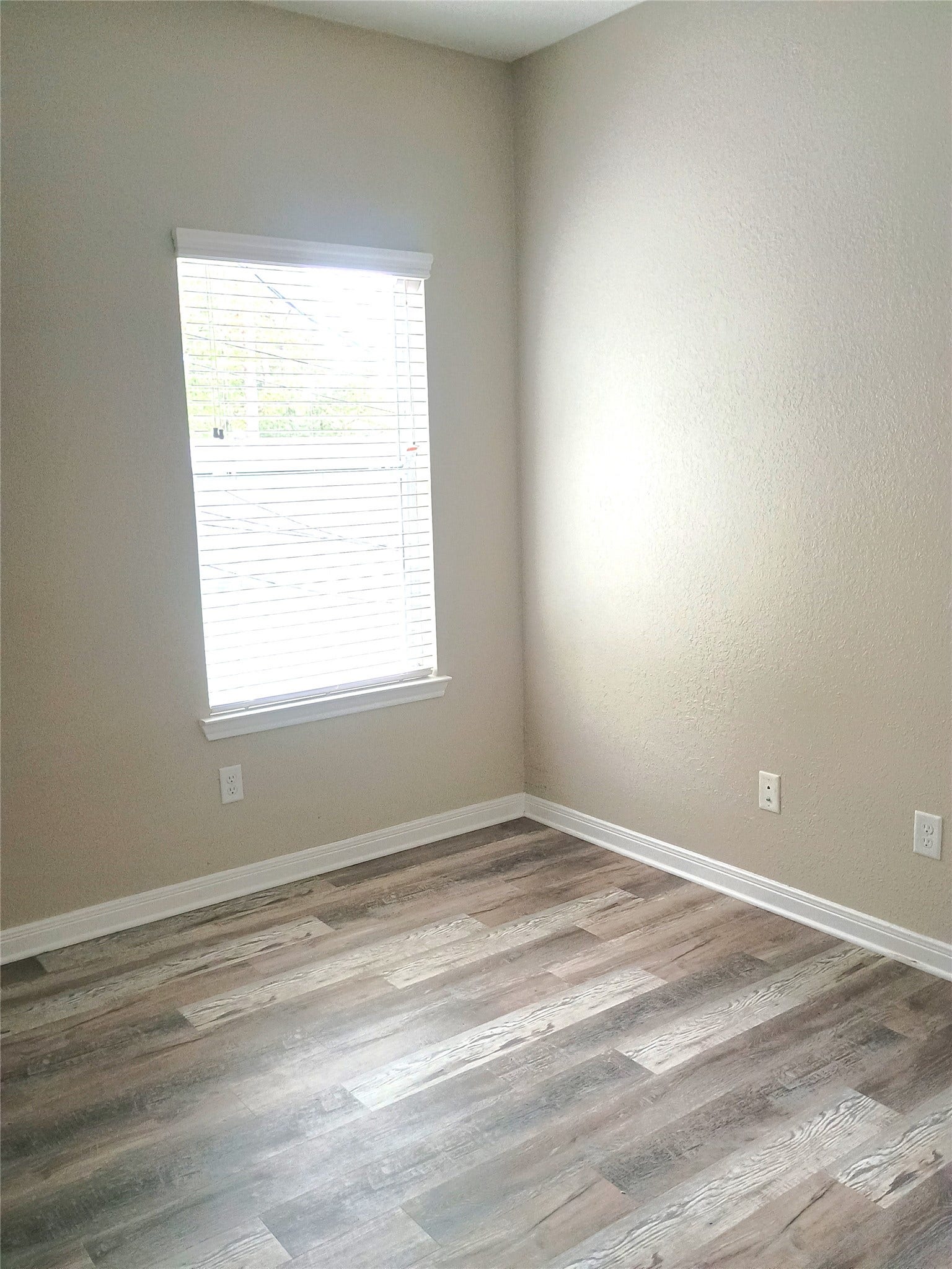 617 Edgar Street, #B, Conroe, TX 77301 617 Edgar Street, #B, Conroe, TX 77301