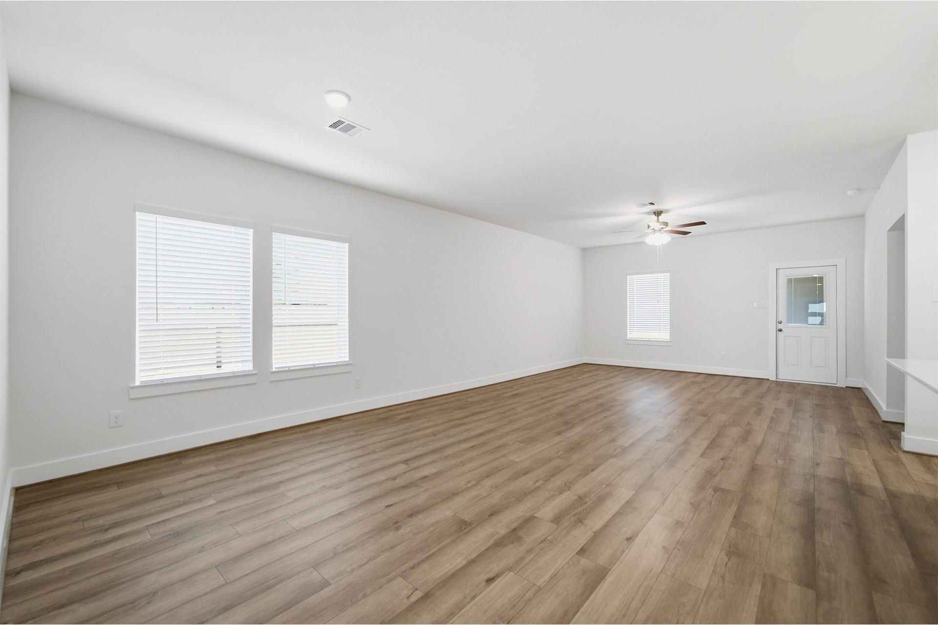 801 Dewberry Road, La Marque, TX 77568 801 Dewberry Road, La Marque, TX 77568
