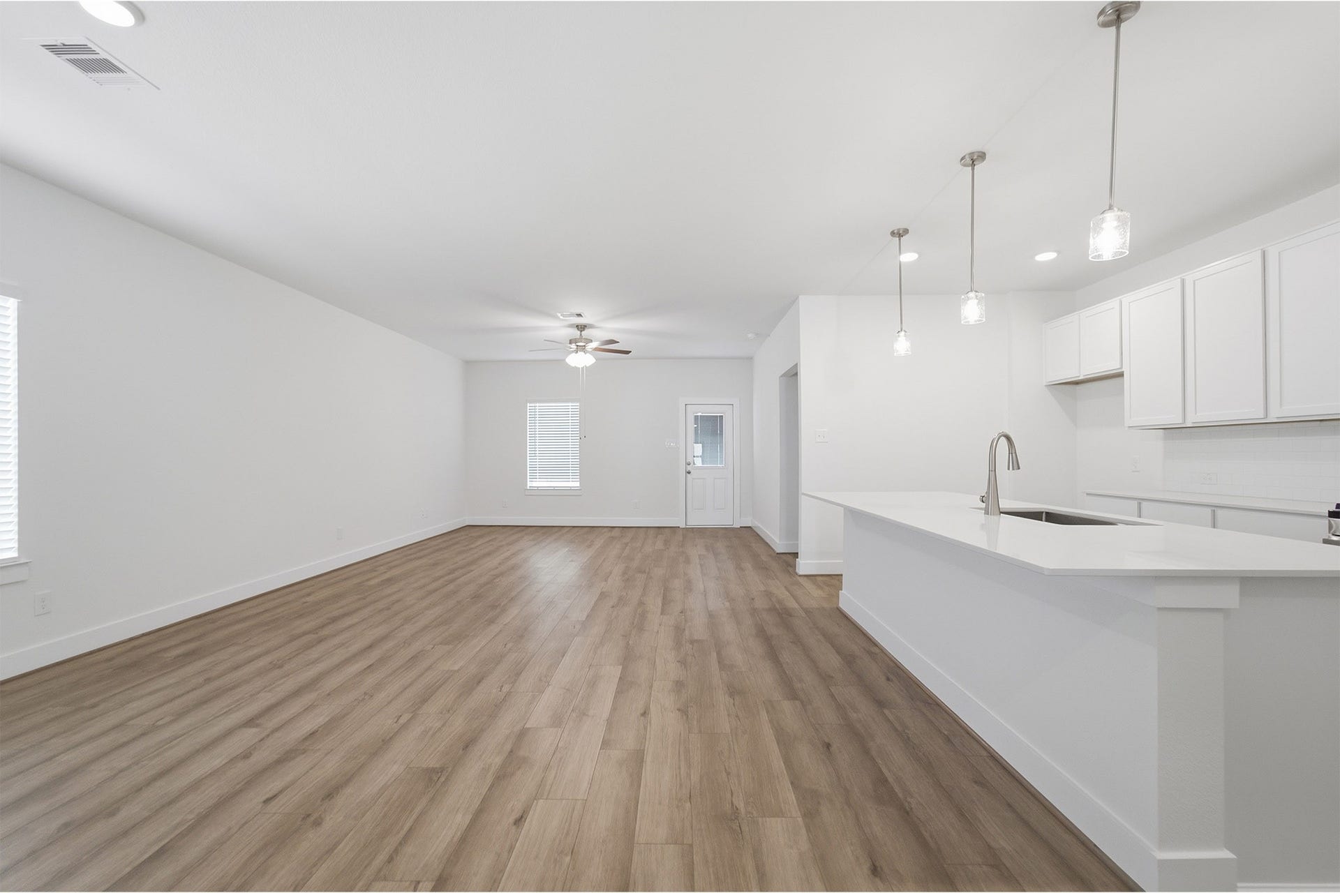 801 Dewberry Road, La Marque, TX 77568 801 Dewberry Road, La Marque, TX 77568