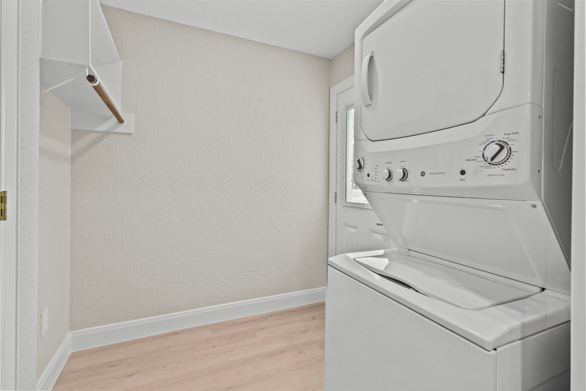 18079 County Road 463, Brazoria, TX 77422 Utility Room