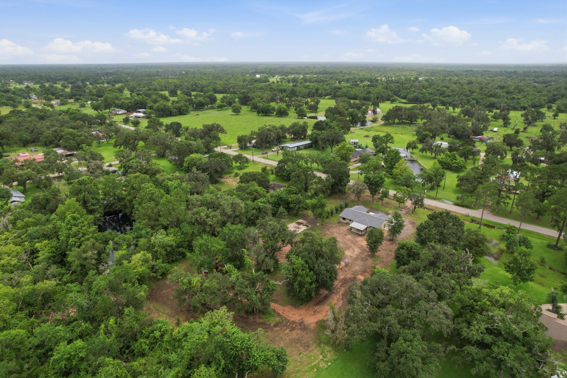 18079 County Road 463, Brazoria, TX 77422 18079 County Road 463, Brazoria, TX 77422