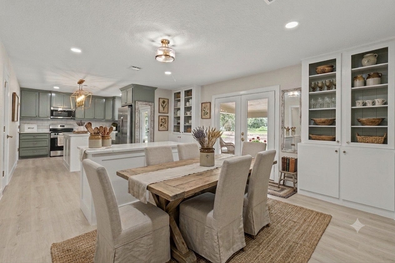 18079 County Road 463, Brazoria, TX 77422 18079 County Road 463, Brazoria, TX 77422