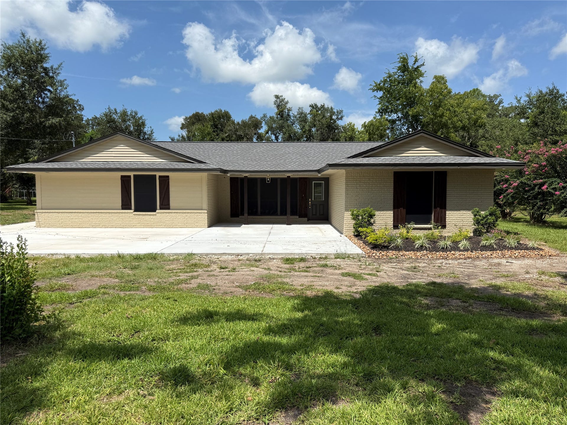 18079 County Road 463, Brazoria, TX 77422 18079 County Road 463, Brazoria, TX 77422