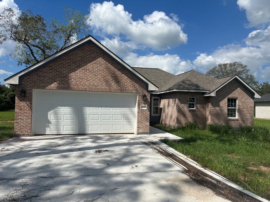Property photo for 2644 County Road 769c, Brazoria, TX