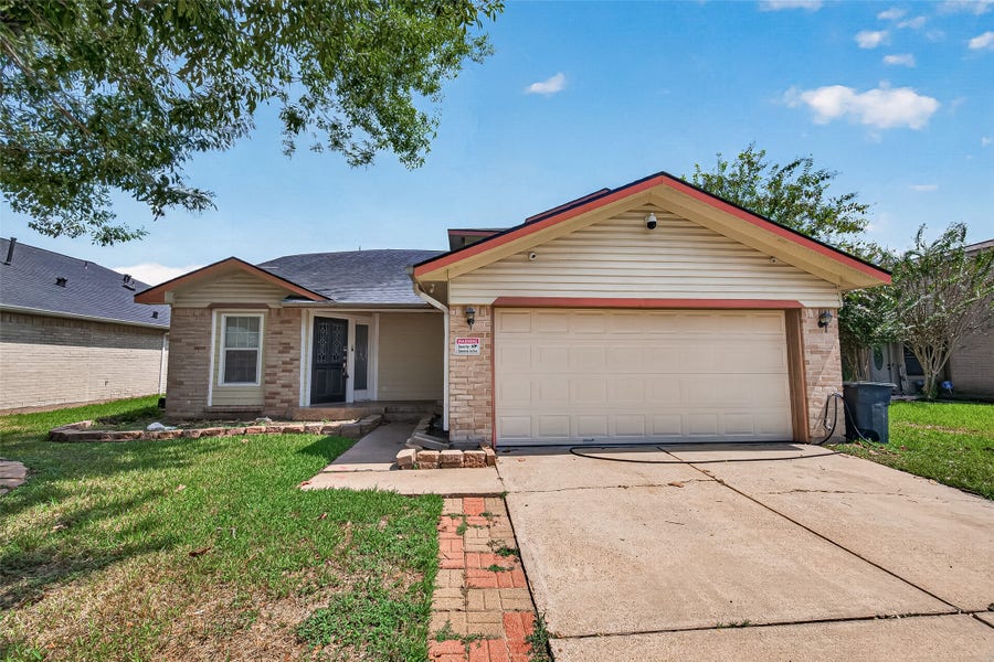 Property photo for 6419 Paso Del Sol Drive, Houston, TX