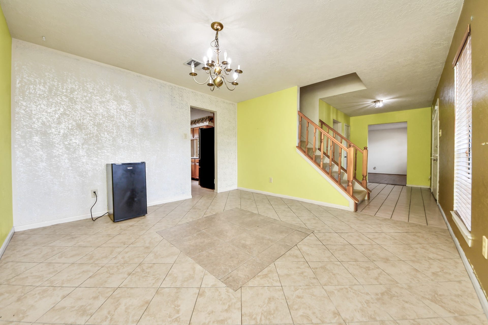 8411 Sunny Ridge Drive, Houston, TX 77095