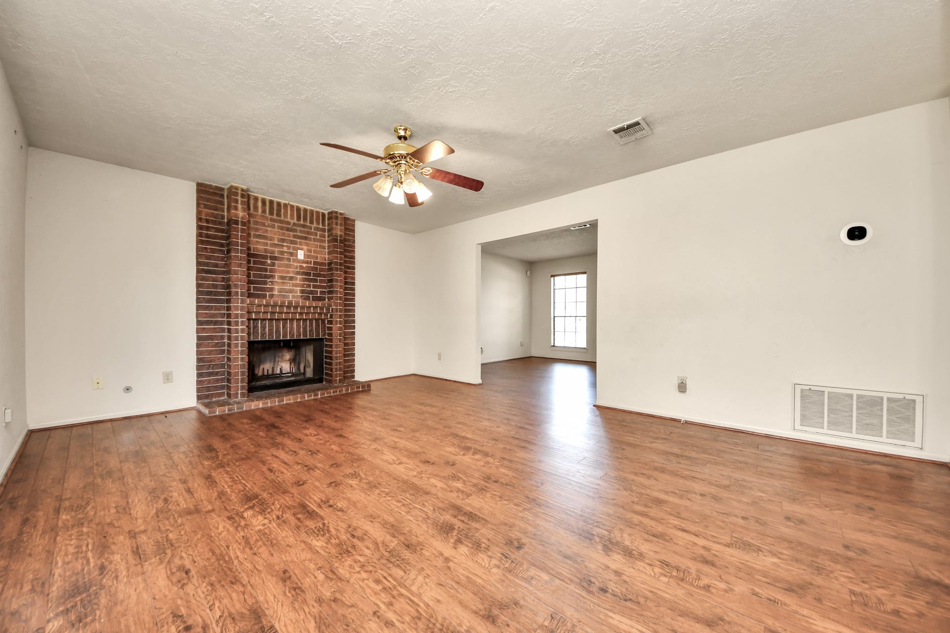 8411 Sunny Ridge Drive, Houston, TX 77095