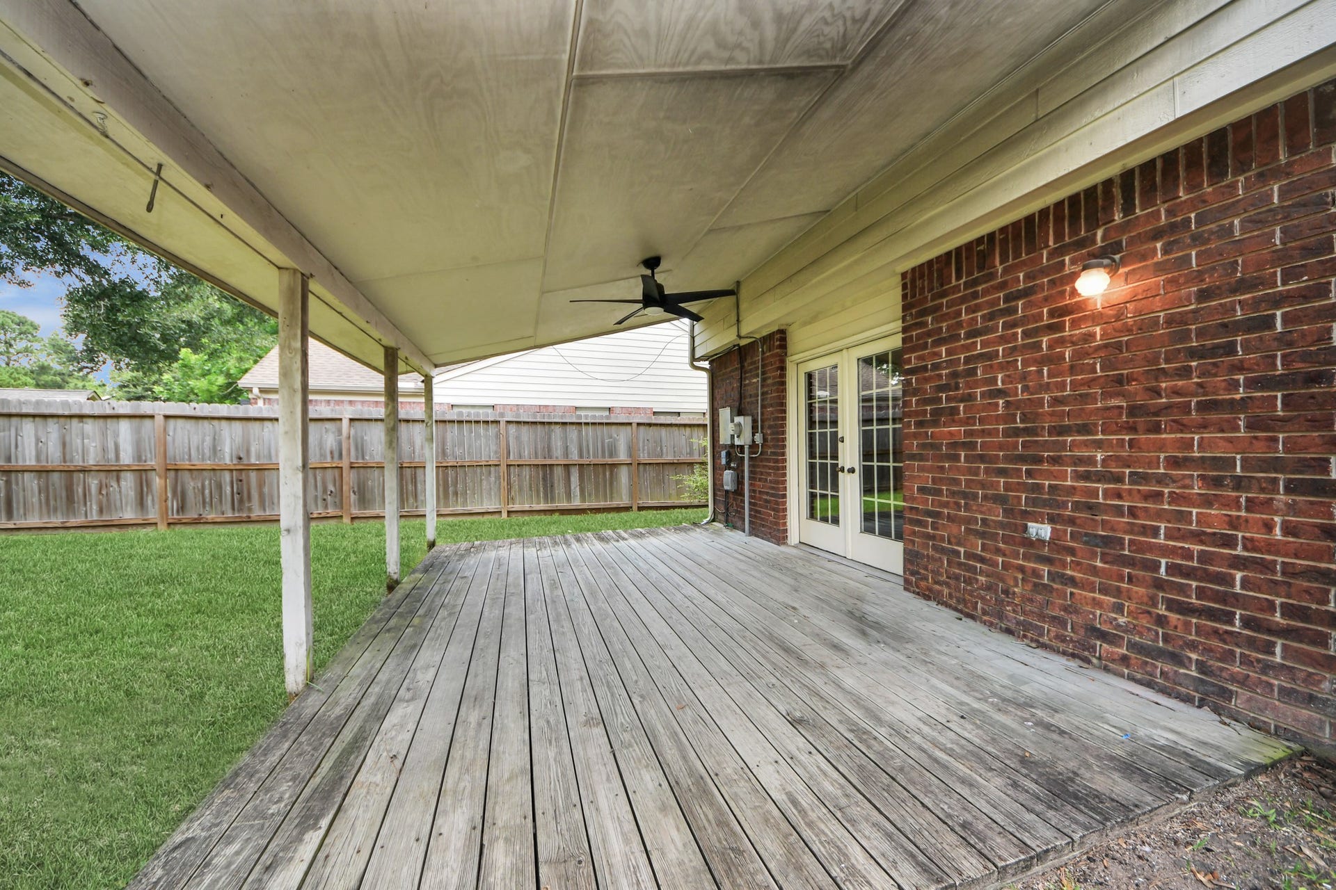 8411 Sunny Ridge Drive, Houston, TX 77095