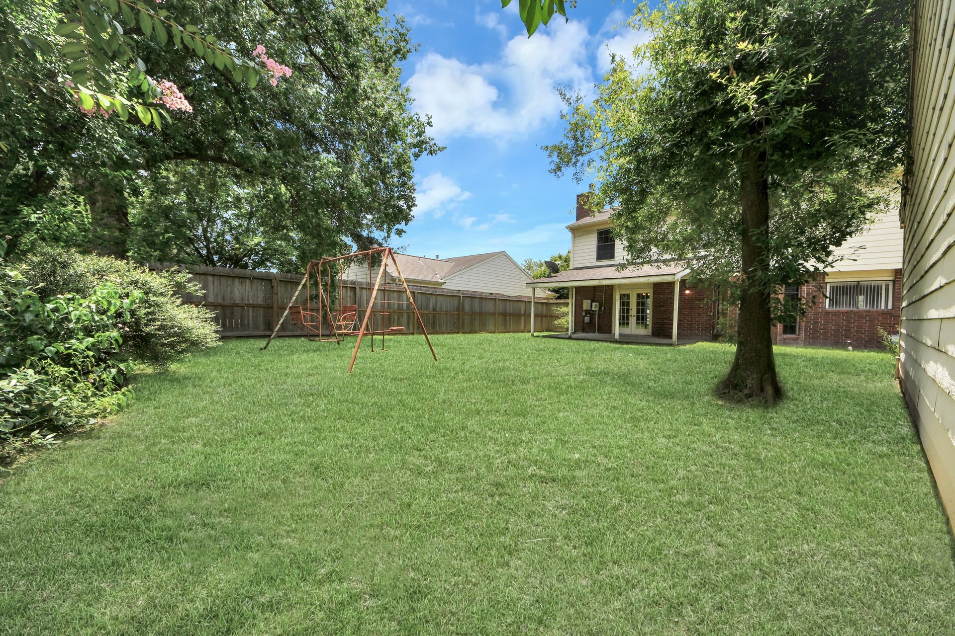 8411 Sunny Ridge Drive, Houston, TX 77095