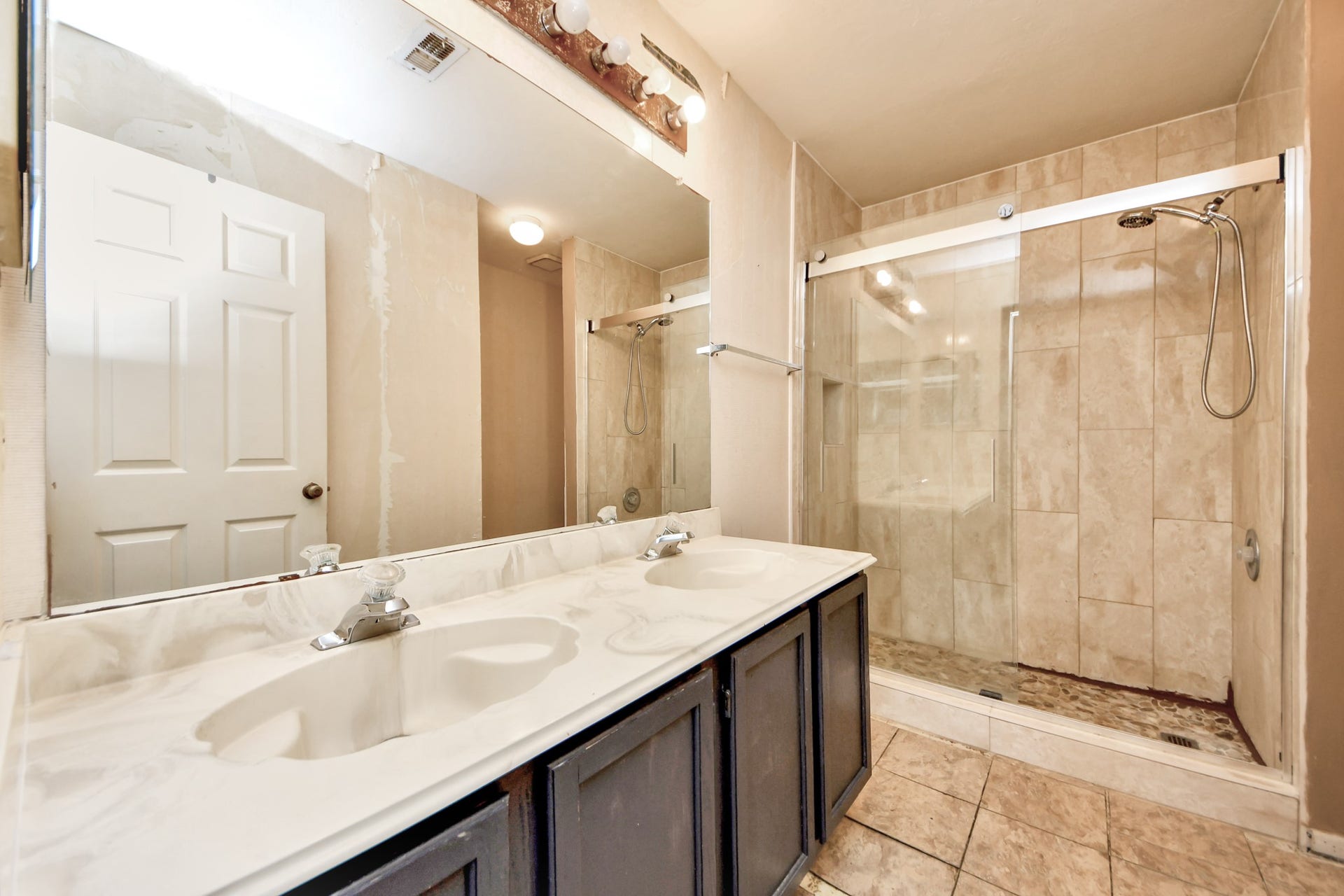 8411 Sunny Ridge Drive, Houston, TX 77095