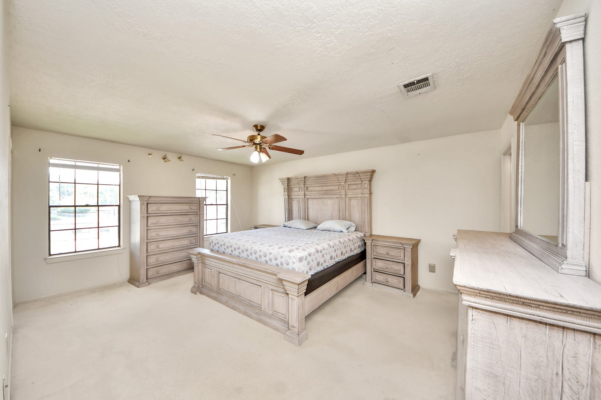 8411 Sunny Ridge Drive, Houston, TX 77095