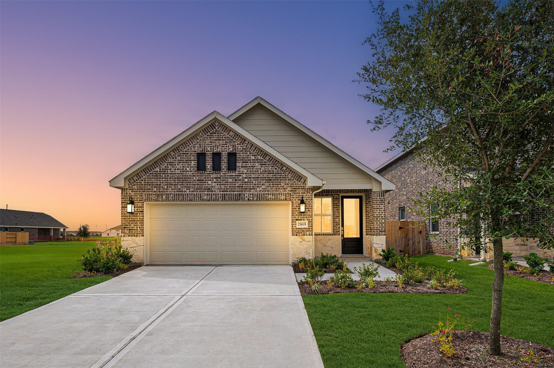 23635 Gulf Prairie Drive, Katy, TX 77493 Charming Scotch Pine home design by K. Hovnanian Homes with elevation NN in beautiful Bergamo.