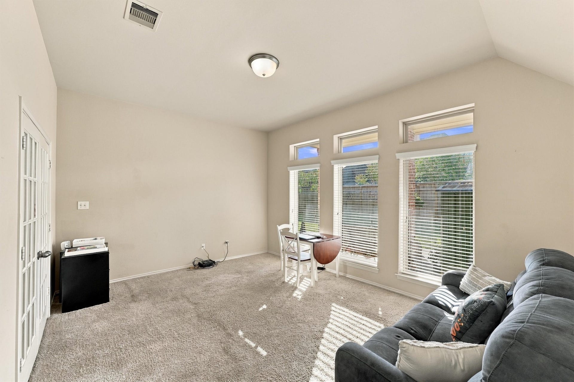 13415 Breakwater Path Loop, Houston, TX 77044 This room has endless possibilities. Make it your own home office, game room, media room or maybe an additional bedroom? You call the shots!