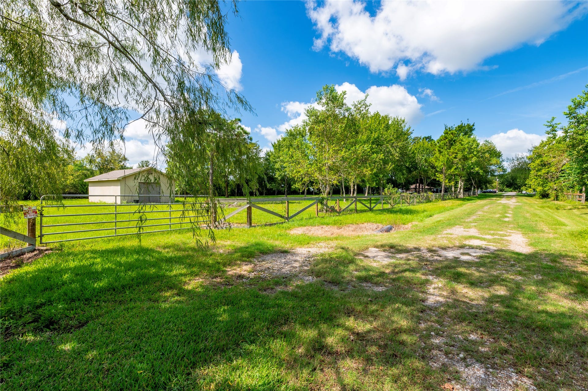 00 PARRISH, Santa Fe, TX 77510 00 PARRISH, Santa Fe, TX 77510