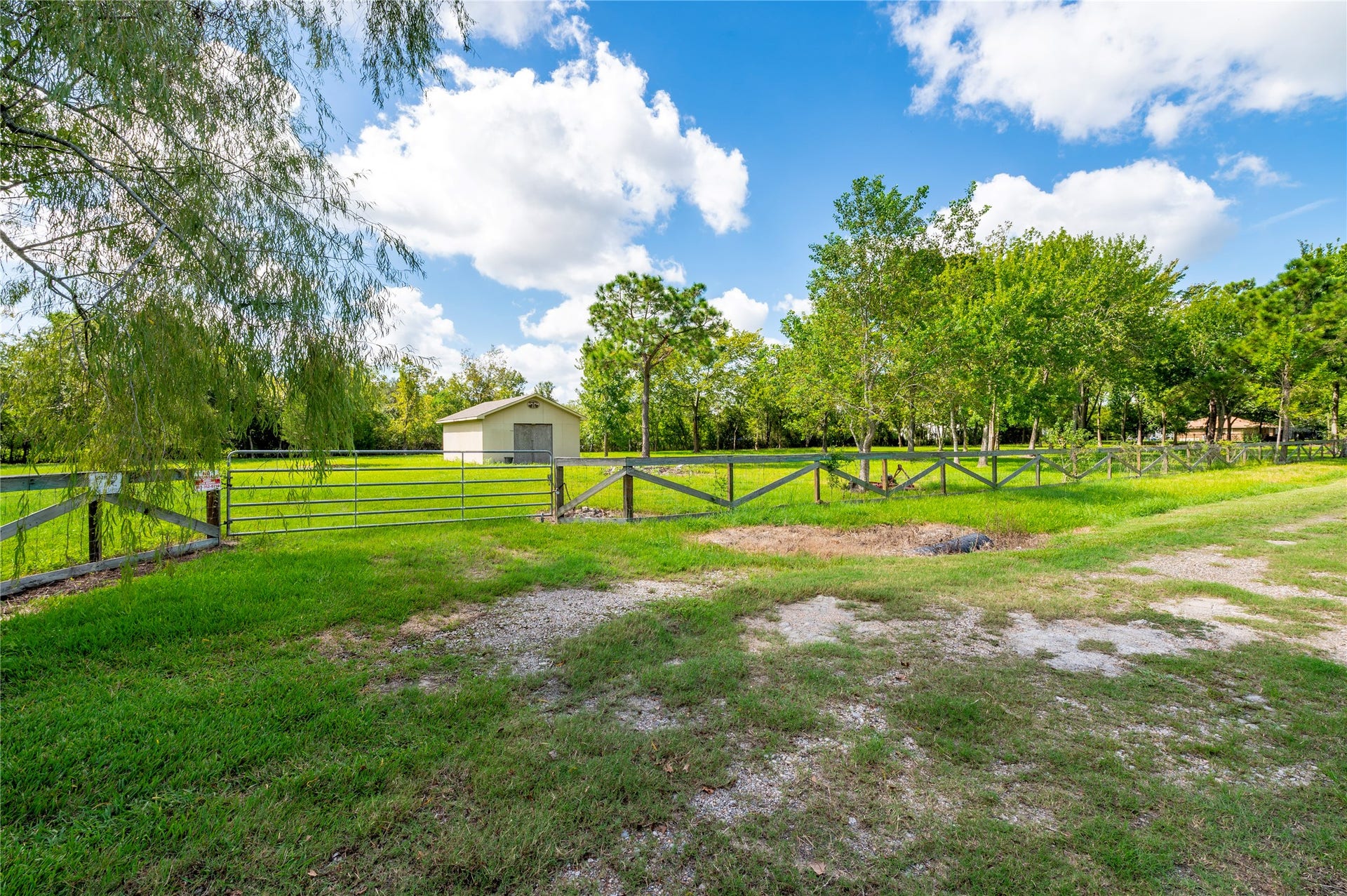 00 PARRISH, Santa Fe, TX 77510 00 PARRISH, Santa Fe, TX 77510