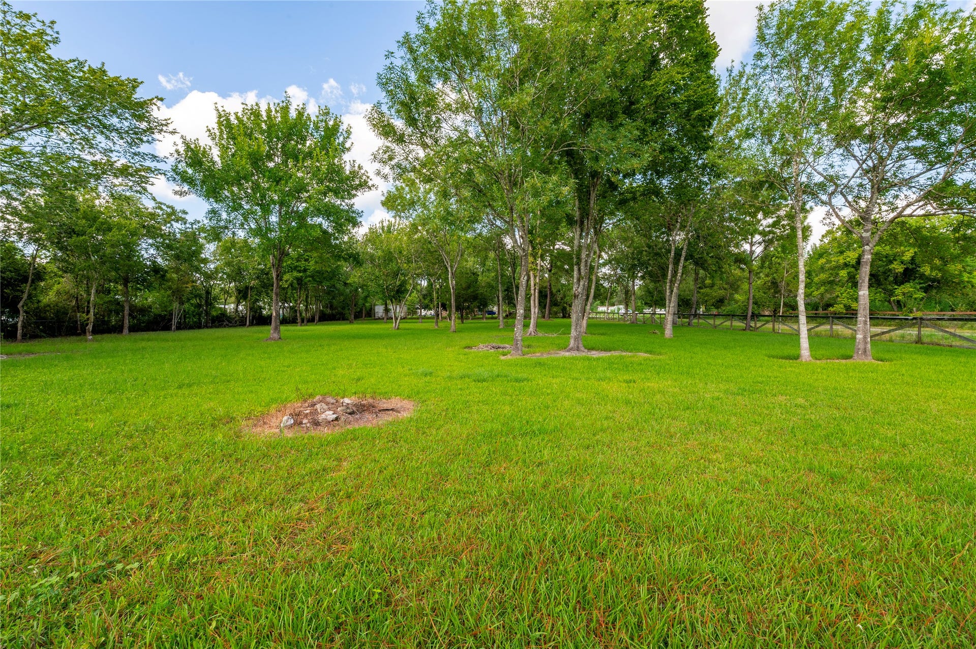 00 PARRISH, Santa Fe, TX 77510 00 PARRISH, Santa Fe, TX 77510