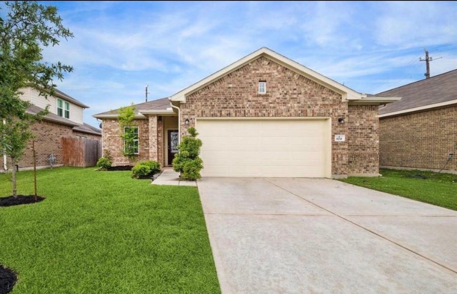 Property photo for 8711 Willet Street, Baytown, TX