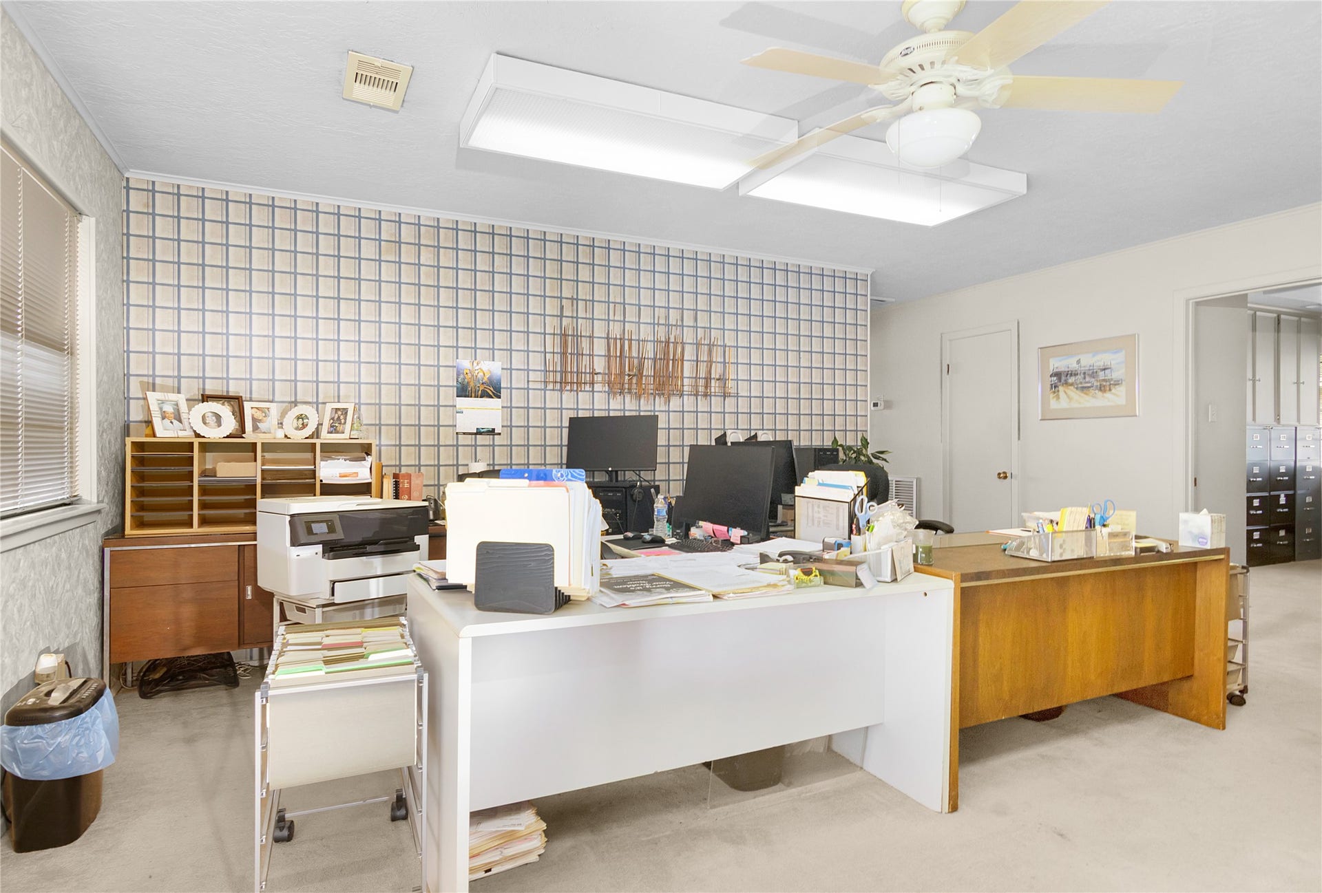 856 Bonita Street, Bayou Vista, TX 77563 Upstairs Large Living room that is 19 Ft by 16 ft.