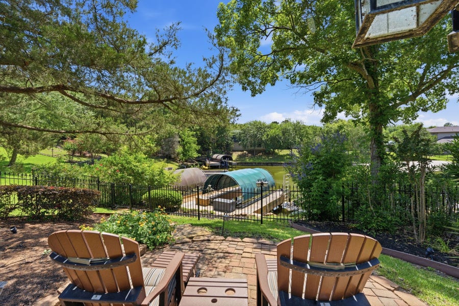 Property photo for 17811 S Blue Heron Circle, Montgomery, TX
